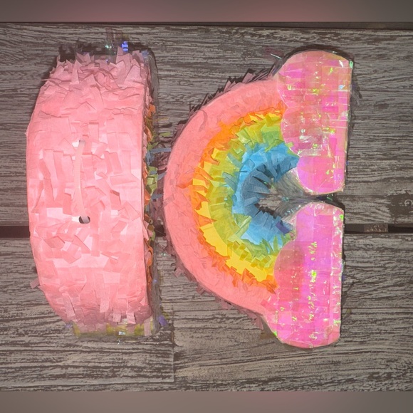 Party Decorating Bundle of Back Drops and Party Decor - Picture 2 of 12